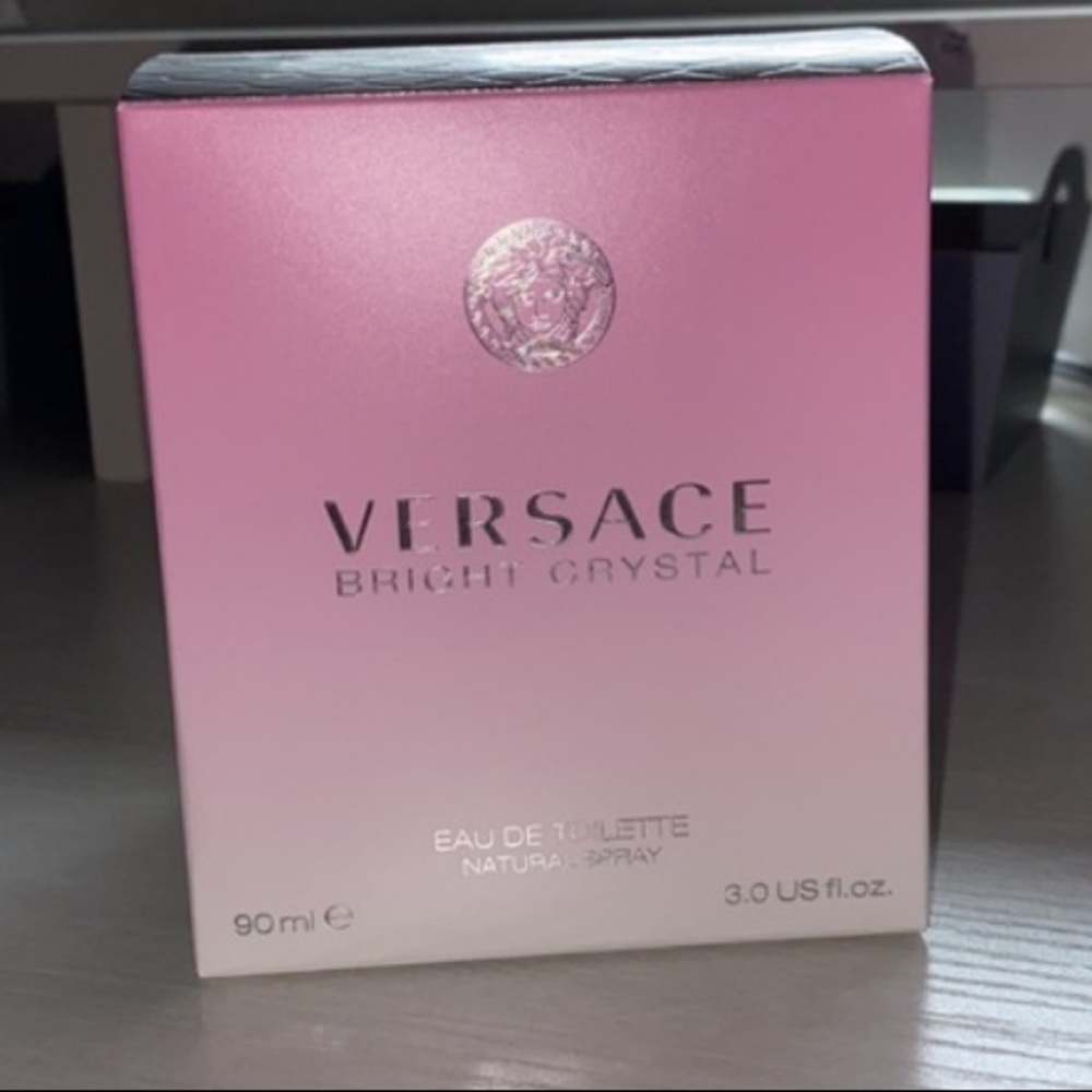 Versace perfume